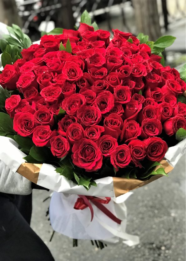 Букеты цветов купить в Донецке